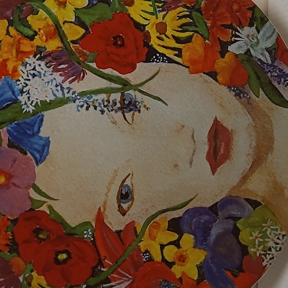 Vintage Evie and Linci Blossom Beautiful Flower Girl Wall Plate - Picture 2 of 16
